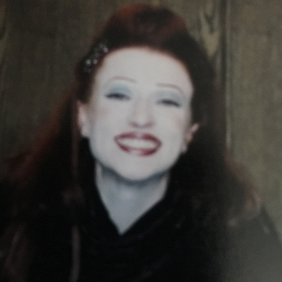 Meet your Posher, Jen(Scarlett) - Picture 6 of 11